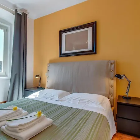 بيت ضيافة Sea View Vindobona 2 Modern With Parking In Center 4*