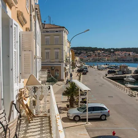 Sea View Vindobona 2 Modern With Parking In Center بيت ضيافة مالي لوشينغْ