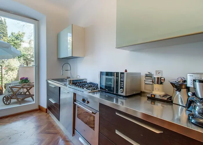 Sea View Vindobona 2 Modern With Parking In Center Mali Lošinj