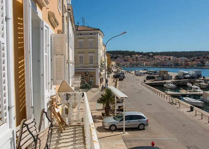 Sea View Vindobona 2 Modern With Parking In Center Pensionat Mali Lošinj